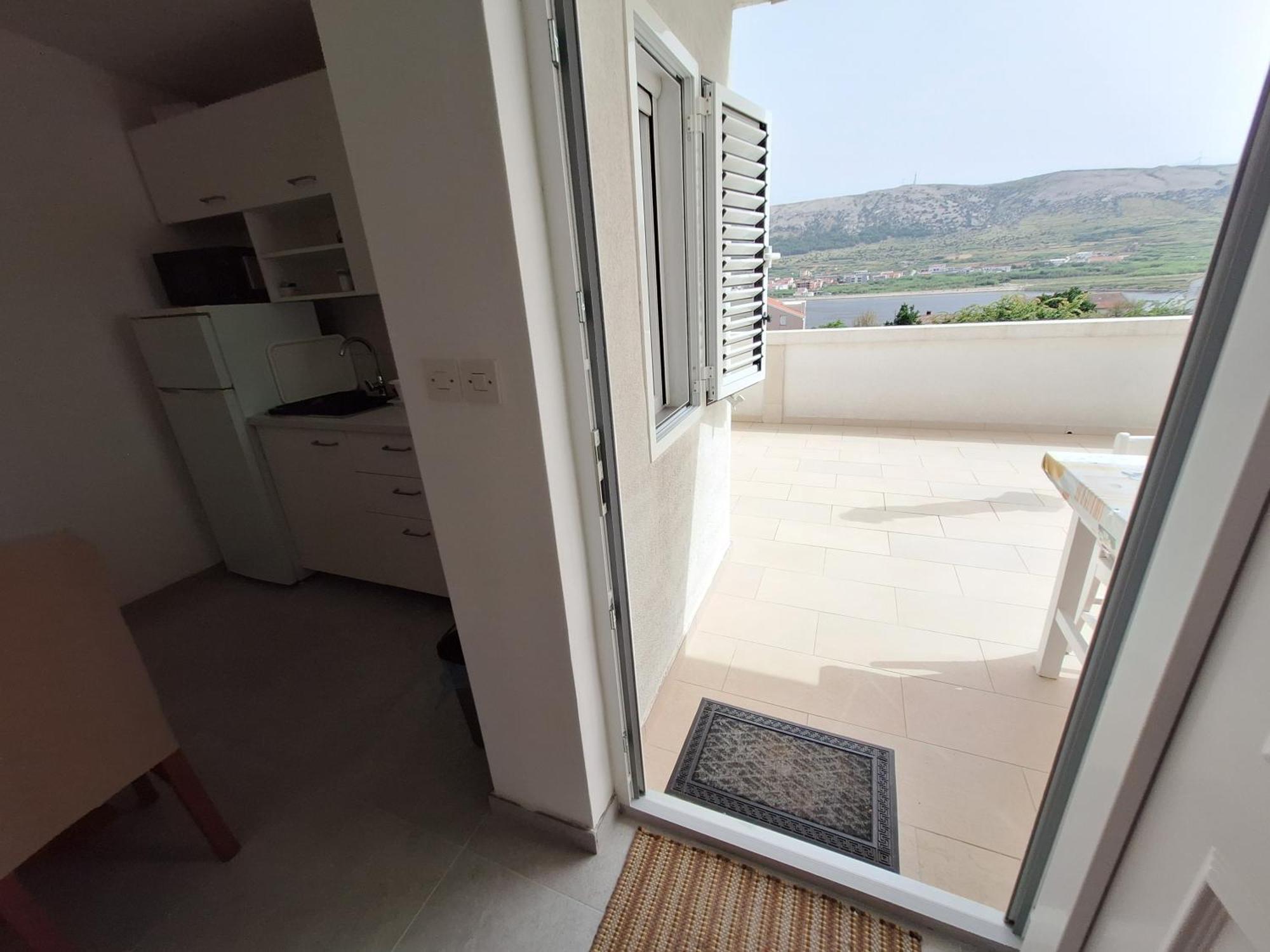 Sunny Bi-Pi Apartment Паг Экстерьер фото