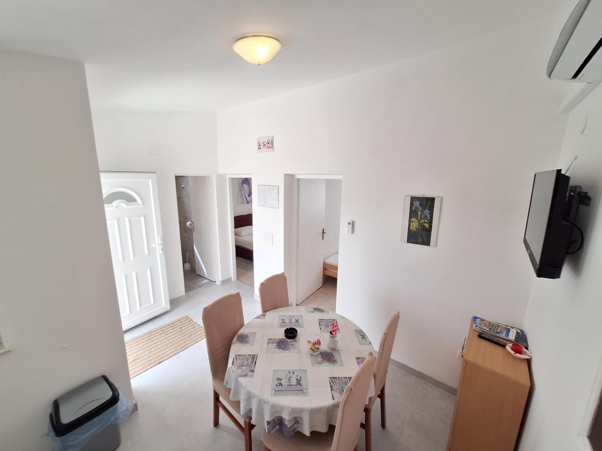 Sunny Bi-Pi Apartment Паг Экстерьер фото
