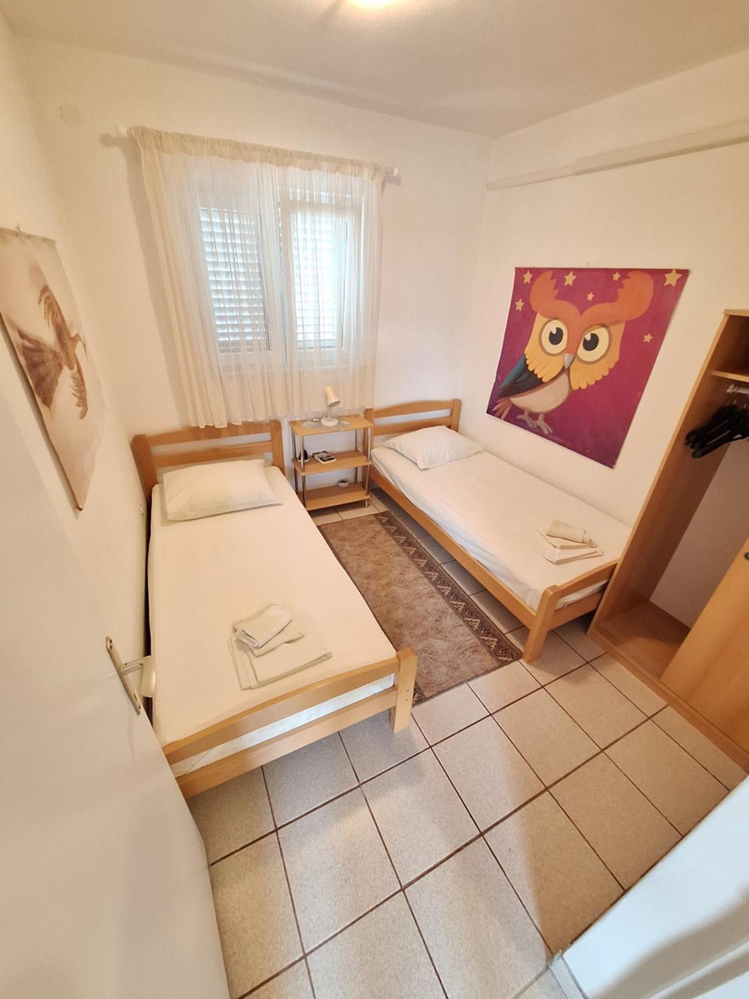 Sunny Bi-Pi Apartment Паг Экстерьер фото
