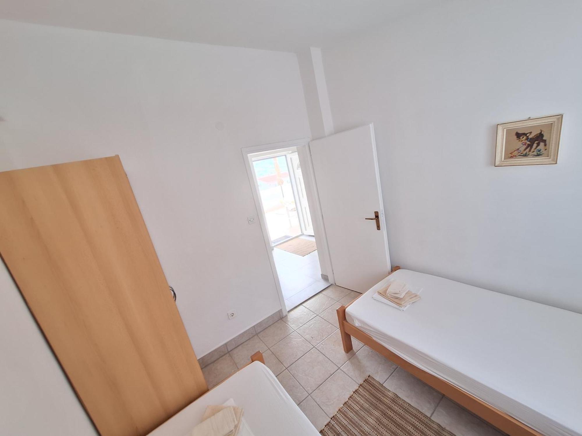 Sunny Bi-Pi Apartment Паг Экстерьер фото